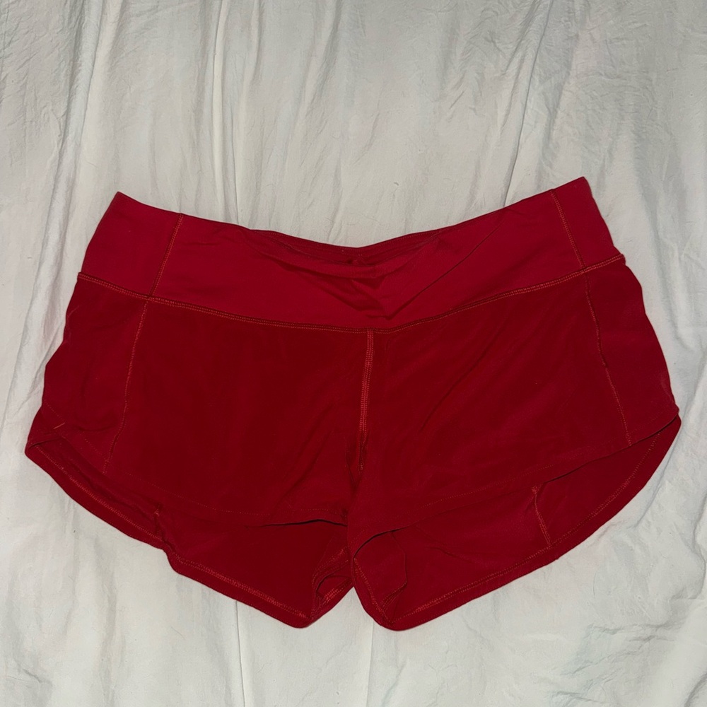 Red lululemon speed up low rise 2.5 shorts